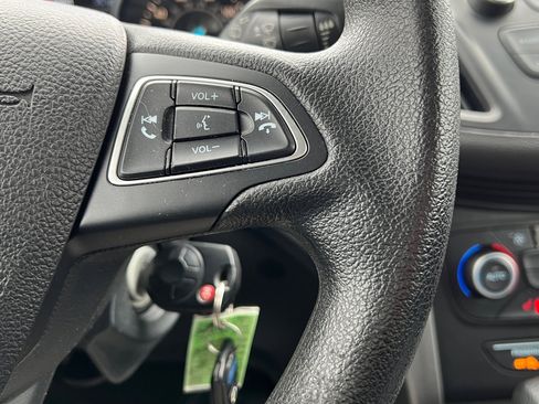 Used 2018 Ford Escape SE image 20