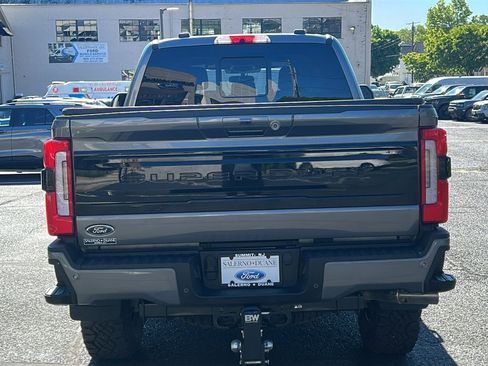 Used 2025 Ford F250 Platinum w/ Tremor Off-Road Package AWD/4WD image 4
