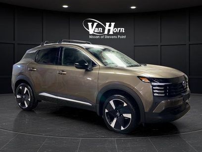 New 2026 Nissan Kicks SR w/ Cold Weather Package