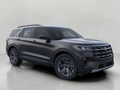 New 2026 Ford Explorer Active w/ Active Comfort Package AWD/4WD image 7