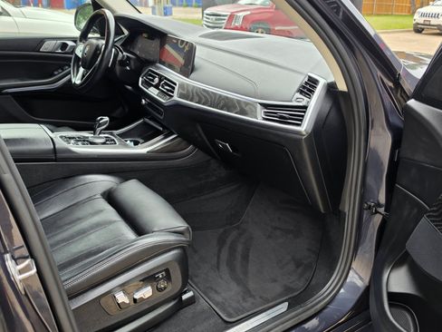 Used 2022 BMW X7 xDrive40i w/ Premium Package AWD/4WD image 34