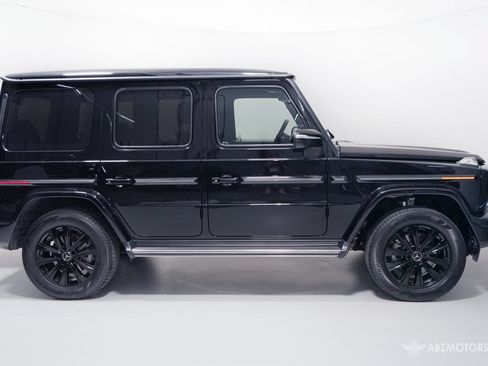 Used 2025 Mercedes-Benz G 550 image 3