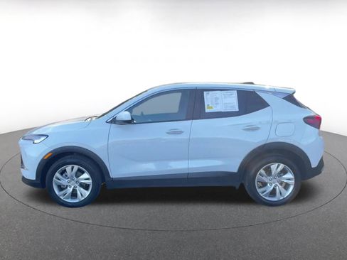 Used 2025 Buick Encore GX Preferred image 9