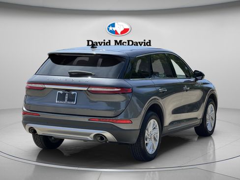 Certified 2023 Lincoln Corsair AWD image 6