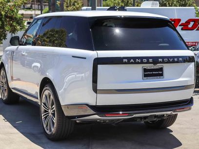New 2026 Land Rover Range Rover SE