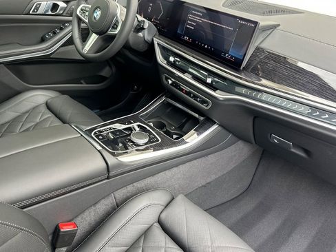 New 2026 BMW X5 sDrive40i w/ M Sport Package image 17
