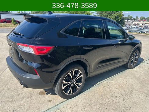 Used 2022 Ford Escape SE w/ SE Sport Appearance Package FWD image 5