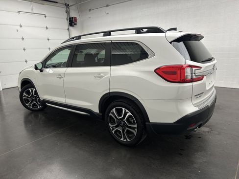 Used 2023 Subaru Ascent Limited w/ Technology Package AWD/4WD image 6