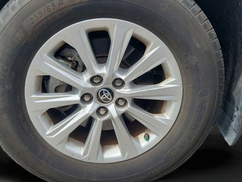 Used 2024 Toyota Grand Highlander XLE image 14