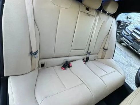 Used 2018 BMW 330i Sedan w/ Convenience Package image 24