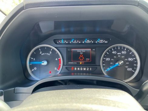 Used 2017 Ford F350 XLT w/ XLT Premium Package AWD/4WD image 20