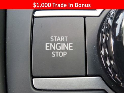 New 2026 Volkswagen Tiguan SE FWD image 17