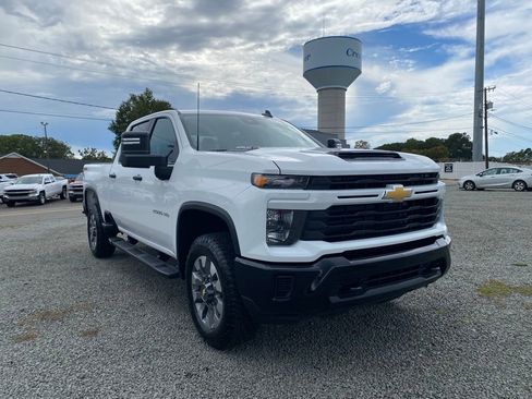 New 2026 Chevrolet Silverado 2500 Custom image 1