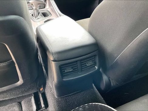 Used 2021 Dodge Challenger R/T Scat Pack RWD image 10