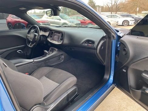 Used 2020 Dodge Challenger R/T Scat Pack RWD image 19