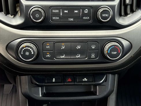Used 2018 GMC Canyon SLE AWD/4WD image 11