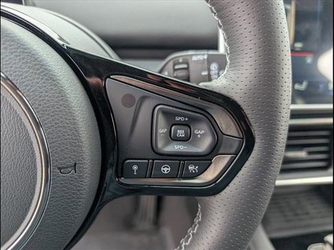 New 2025 VinFast VF 8 Plus image 9