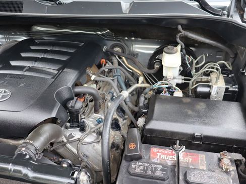 Used 2012 Toyota Tundra Grade 5.7L V8 image 42