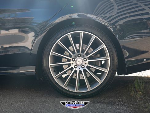 Used 2017 Mercedes-Benz S 550 Sedan image 12
