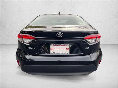 New 2026 Toyota Corolla LE FWD image 4