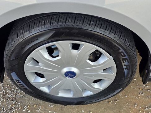 Used 2022 Ford Transit Connect XLT FWD image 35