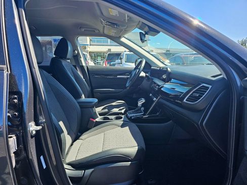 Used 2025 Kia Seltos S FWD image 10
