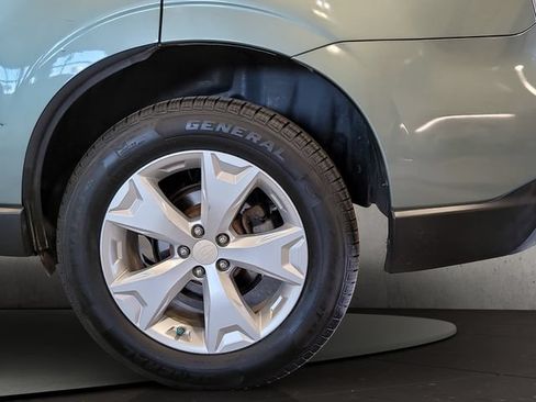 Used 2015 Subaru Forester 2.5i Limited AWD/4WD image 30