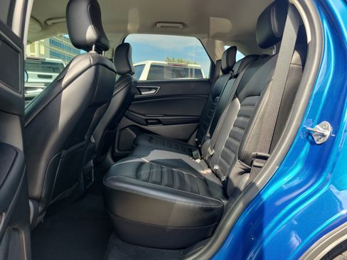 Used 2024 Ford Edge SEL AWD/4WD image 8