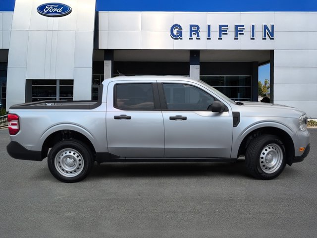 Used 2022 Ford Maverick XL FWD image 3