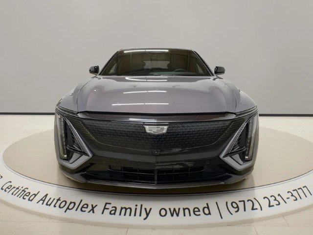 Used 2024 Cadillac Lyriq Sport RWD image 8