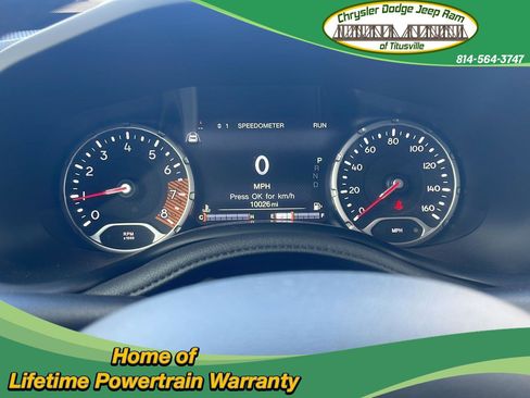 Used 2022 Jeep Renegade Latitude AWD/4WD image 7
