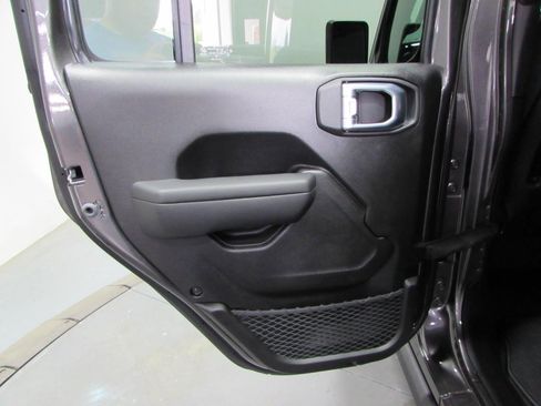 New 2026 Jeep Gladiator Mojave AWD/4WD image 14