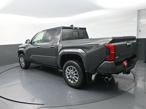 Used 2024 Toyota Tacoma Limited w/ Limited Package (LT) AWD/4WD image 6
