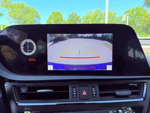 Used 2023 Lexus ES 350 F Sport w/ Accessory Package (Z2) FWD image 23