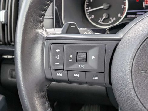 Used 2024 Nissan Pathfinder SV FWD image 22