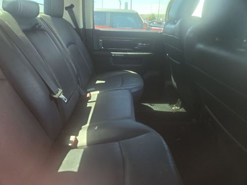 Used 2015 RAM 1500 Laramie w/ Convenience Group AWD/4WD image 9