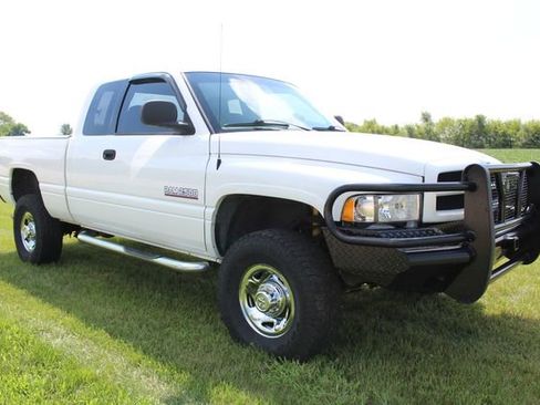 Used 1999 Dodge Ram 2500 Truck 4x4 Quad Cab image 5
