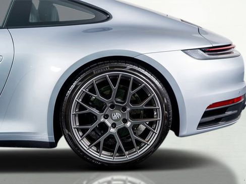 Used 2021 Porsche 911 Carrera image 16