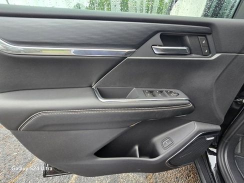 New 2025 GMC Acadia Elevation w/ Elevation Premium Package image 12