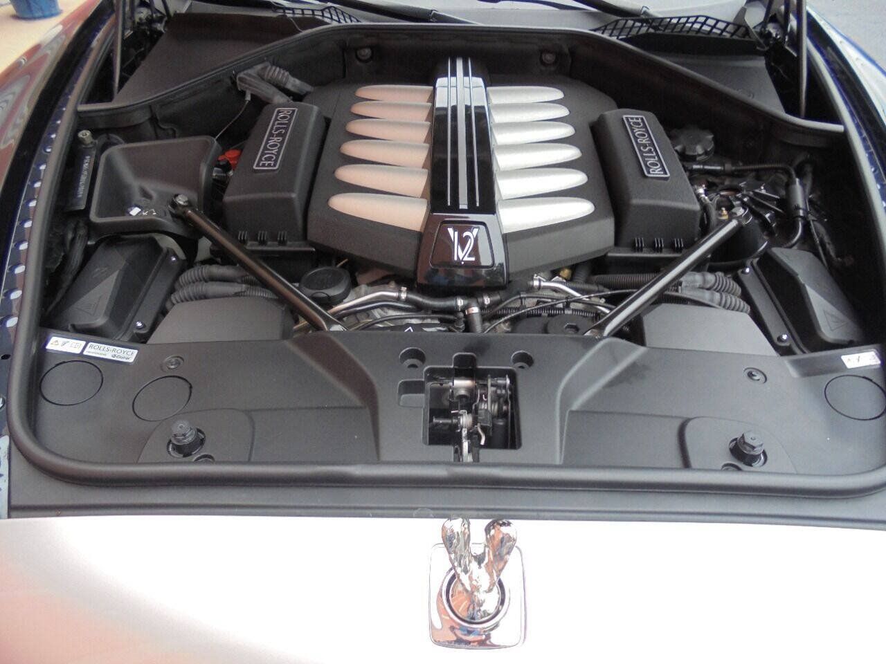 Used 2011 Rolls-Royce Ghost RWD image 50