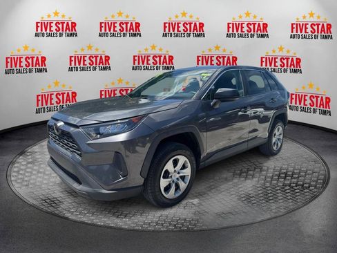 Used 2022 Toyota RAV4 LE FWD image 3