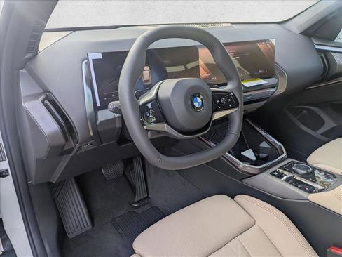 Used 2026 BMW X3 xDrive30i w/ Convenience Package AWD/4WD image 3