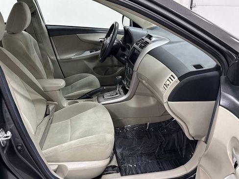 Used 2012 Toyota Corolla LE image 27