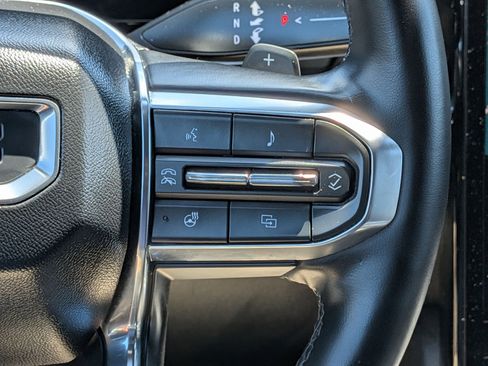 Used 2025 GMC Terrain Elevation AWD/4WD image 19