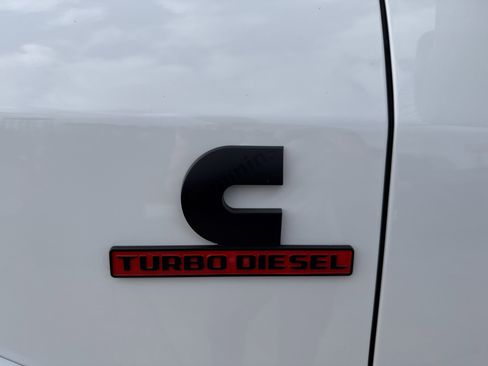 New 2025 RAM 2500 Limited image 12