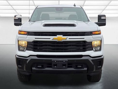 New 2026 Chevrolet Silverado 2500 Custom w/ Custom Value Package AWD/4WD image 17