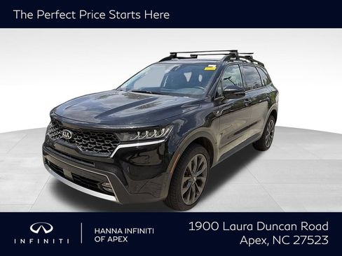 Used 2021 Kia Sorento EX w/ EX AWD X-Line Package image 1