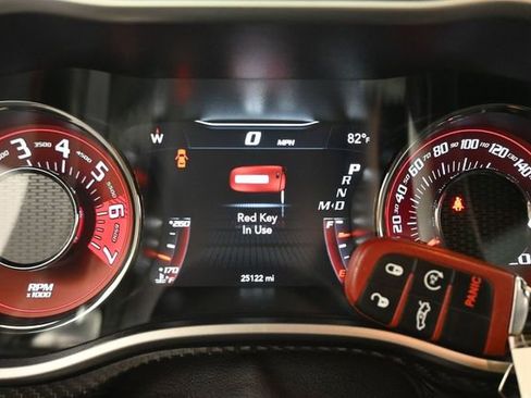 Used 2022 Dodge Challenger SRT Hellcat RWD image 30