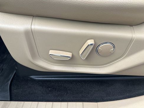 Used 2017 Ford F150 Lariat AWD/4WD image 19