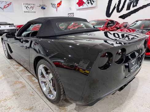 Used 2010 Chevrolet Corvette Convertible w/ Preferred Equipment Group RWD image 3